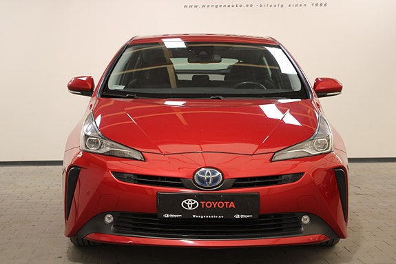 Toyota Prius 2 of 30