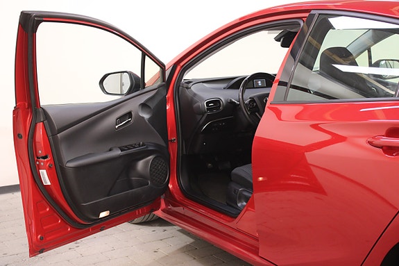 Toyota Prius 19 of 30