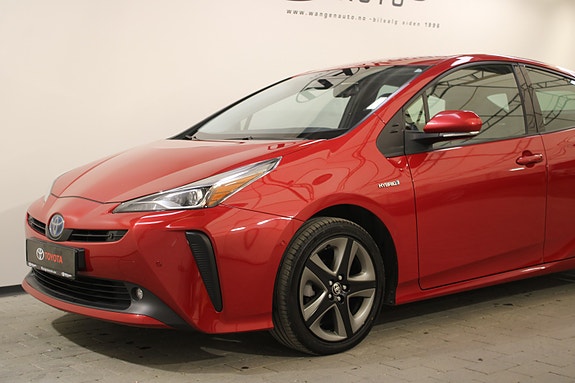 Toyota Prius 3 of 30