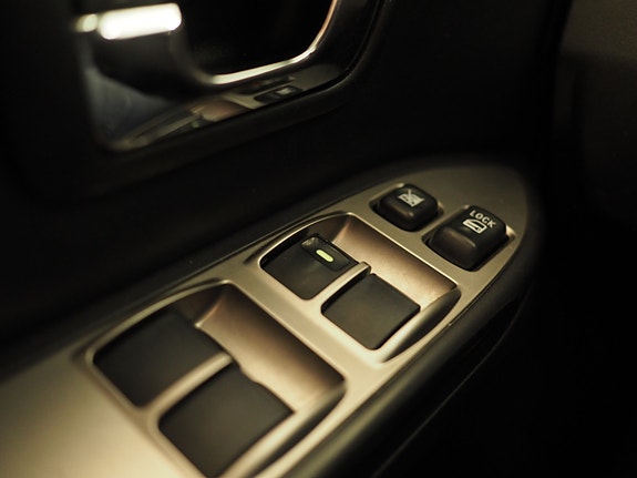 Mitsubishi Pajero 30 of 30