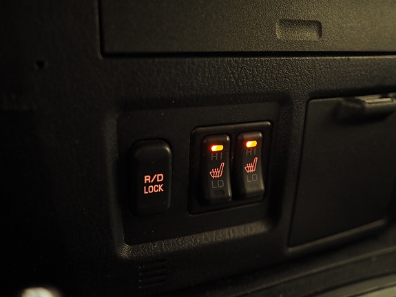 Mitsubishi Pajero 28 of 30