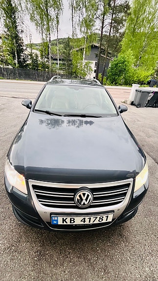 Volkswagen Passat 3 of 18