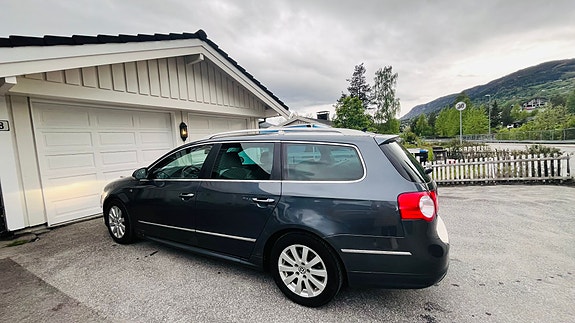 Volkswagen Passat 8 of 18