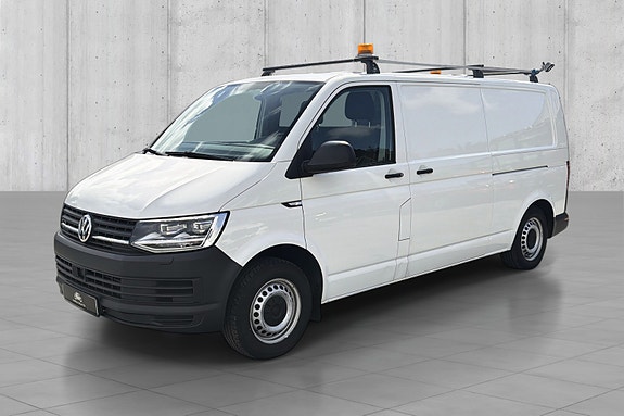 Volkswagen Transporter 3 of 5
