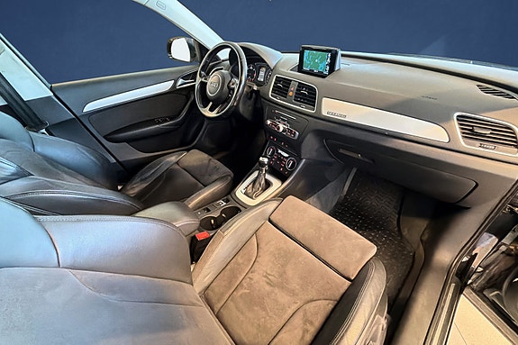 Audi Q3 10 of 16
