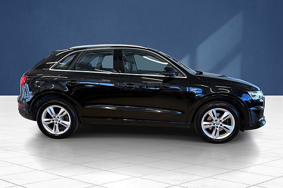 Audi Q3 2 of 16