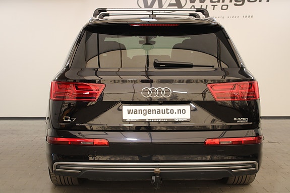 Audi Q7 6 of 30