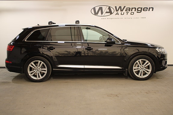 Audi Q7 8 of 30