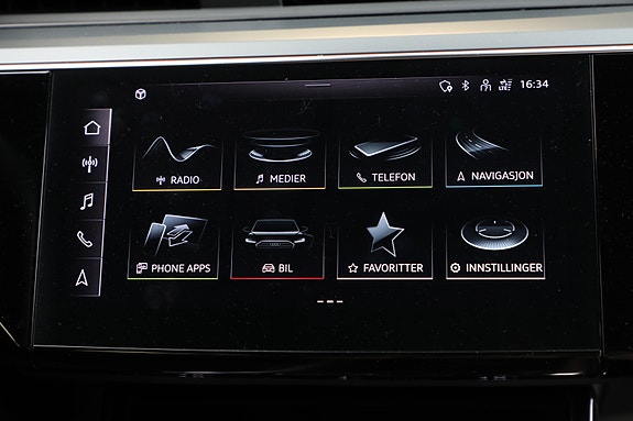 Audi Q8 e-tron 29 of 30