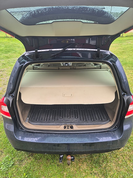 Volvo V70 16 of 20