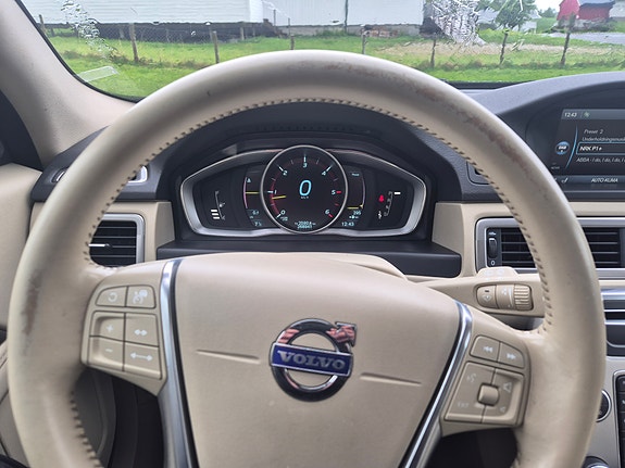 Volvo V70 9 of 20