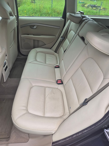 Volvo V70 15 of 20