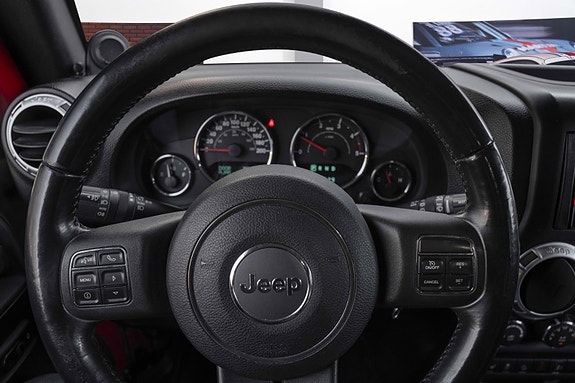 Jeep Wrangler 20 of 30