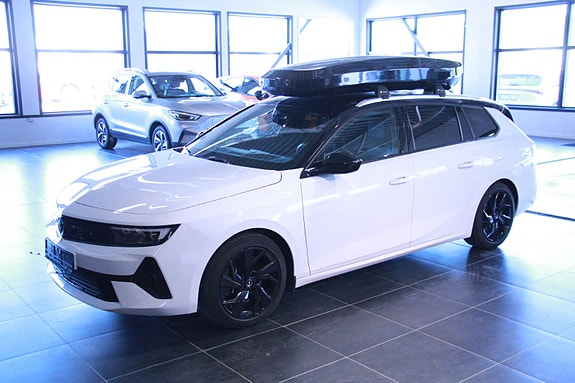 Opel Astra 3 of 24