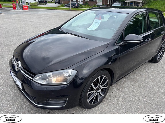 Volkswagen Golf VII