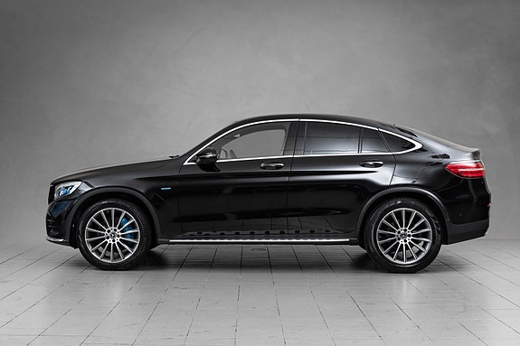 Mercedes-Benz GLC350 e 2 of 5