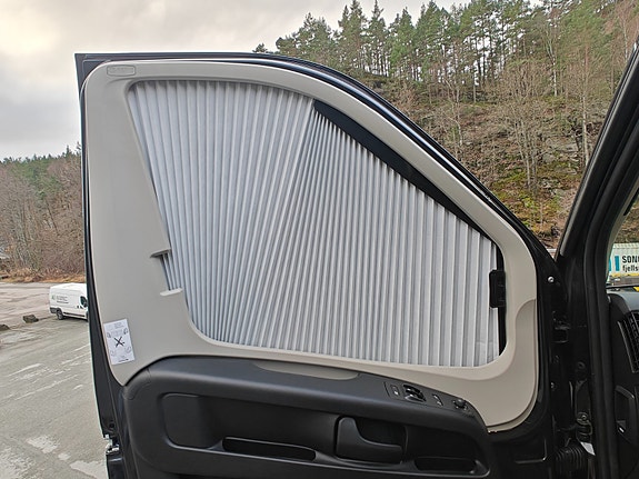 Carthago Malibu Van 640 LE GT Comfort Automat- Adaptive Cruise Control -180Ah litium-220W Solcelle ++ 27 of 27