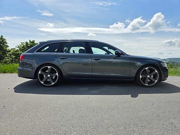 Audi A6 2 of 5
