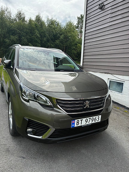 Peugeot 5008 13 of 14