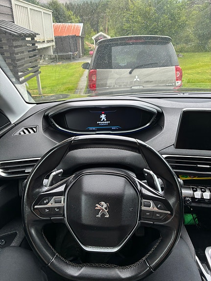 Peugeot 5008 3 of 14