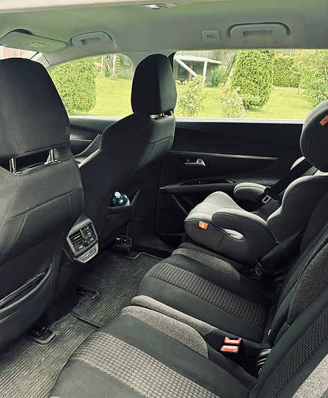 Peugeot 5008 8 of 14