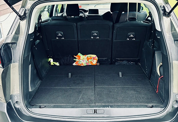 Peugeot 5008 7 of 14