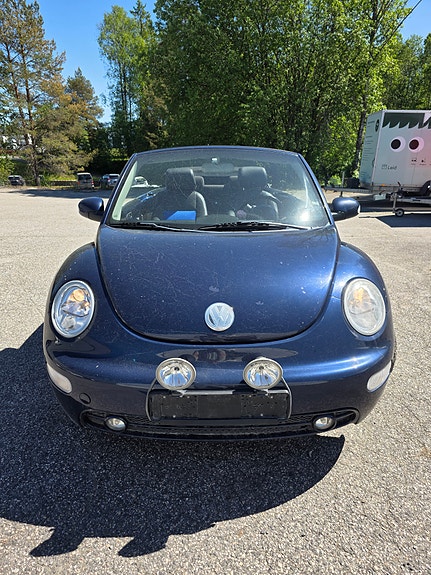 Volkswagen Beetle 2 of 27