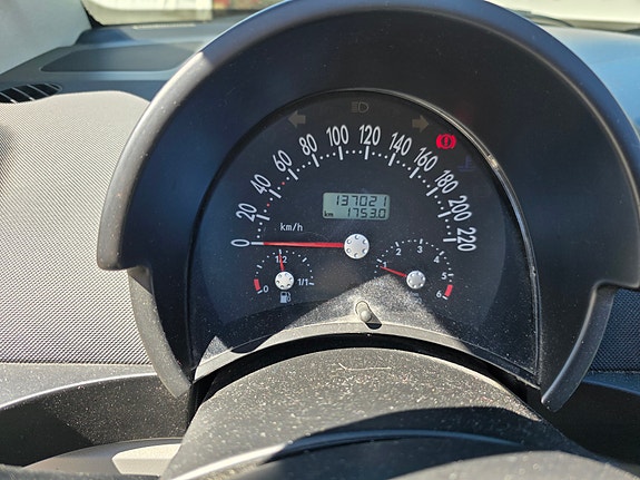 Volkswagen Beetle 17 of 27