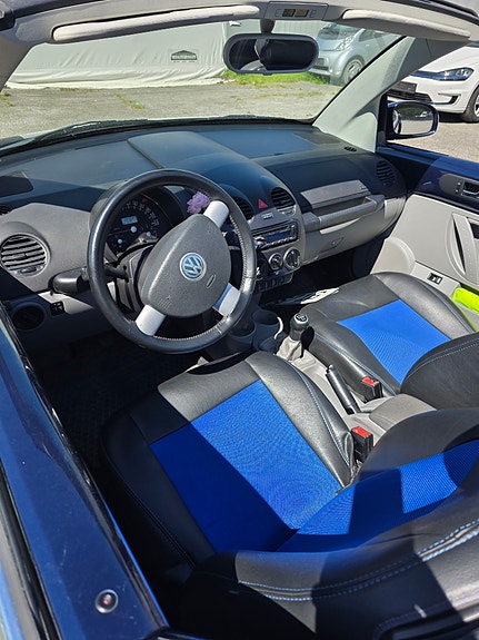 Volkswagen Beetle 16 of 27