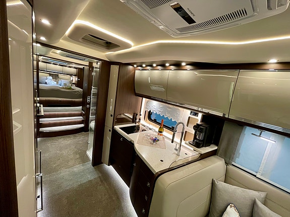 Morelo Empire Liner 118 GSB 19 of 30