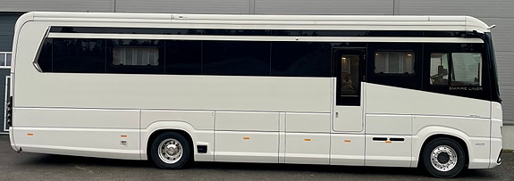 Morelo Empire Liner 118 GSB 2 of 5