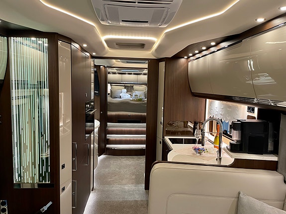 Morelo Empire Liner 118 GSB 15 of 30