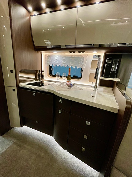Morelo Empire Liner 118 GSB 18 of 30