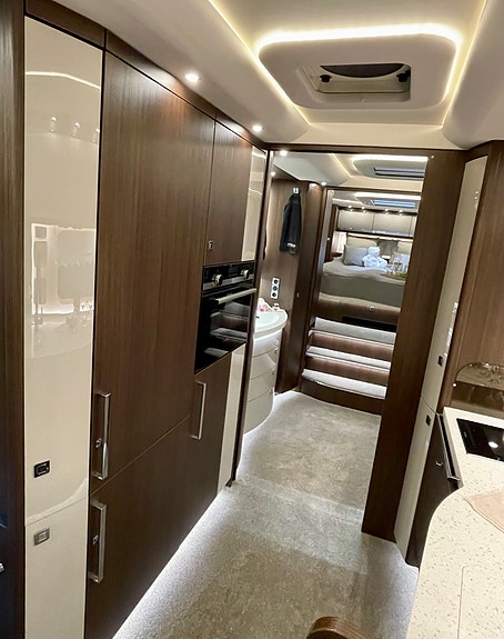 Morelo Empire Liner 118 GSB 25 of 30