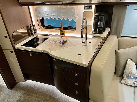 Morelo Empire Liner 118 GSB 20 of 30