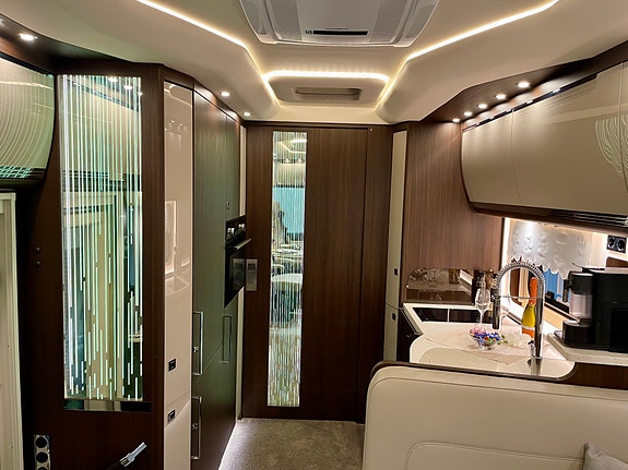 Morelo Empire Liner 118 GSB 16 of 30