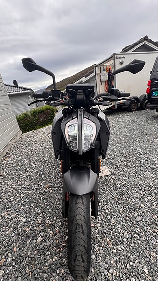 KTM 125 Duke 7 of 9