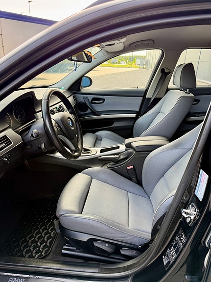 BMW 318i 13 of 21