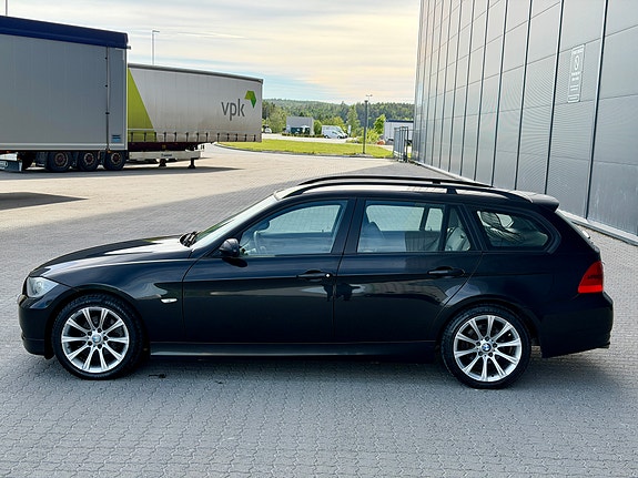 BMW 318i 5 of 21