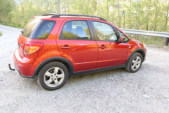 Suzuki SX4 4 of 20