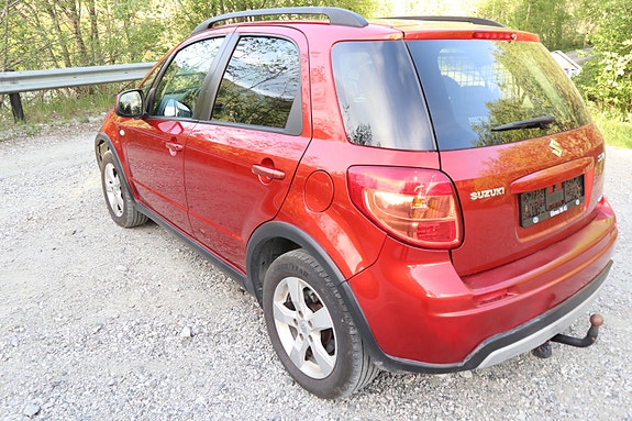 Suzuki SX4 8 of 20