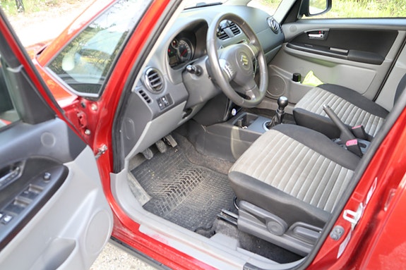 Suzuki SX4 18 of 20