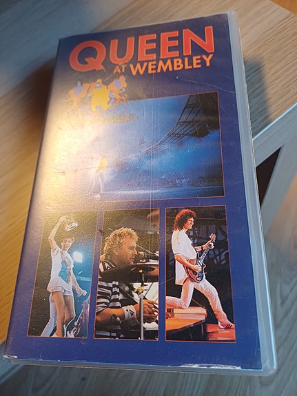 Queen | VHS | FINN Torget