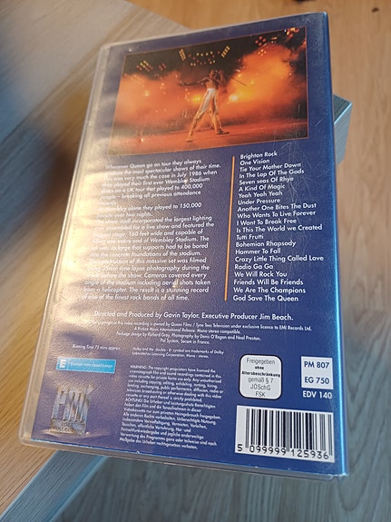 Queen | VHS | FINN Torget