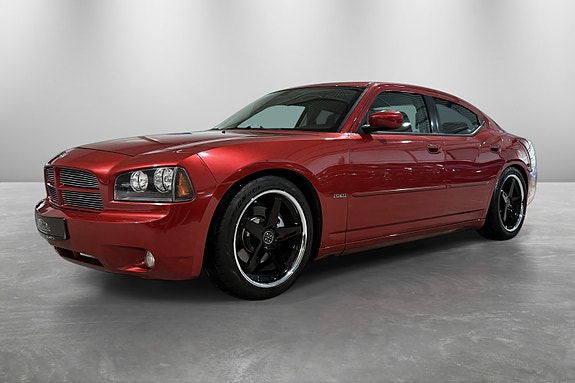 Dodge Charger 2 of 5