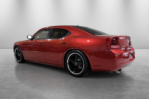 Dodge Charger 4 of 5