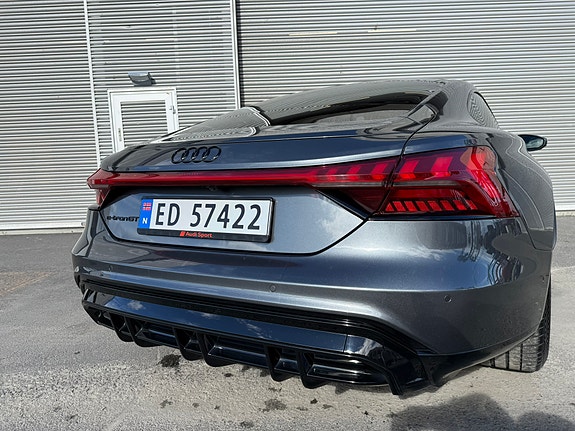 Audi e-tron GT 22 of 30