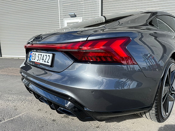Audi e-tron GT 21 of 30