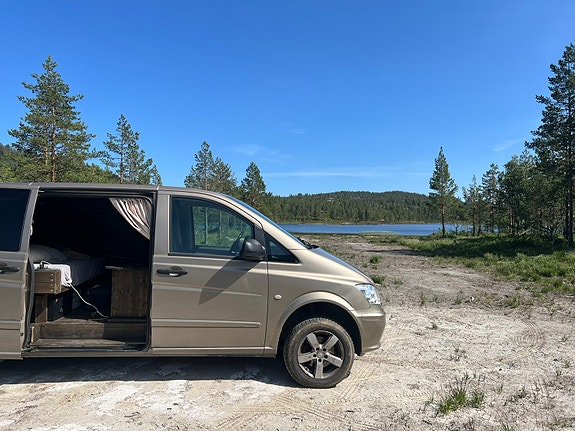Mercedes-Benz Vito 3 of 12