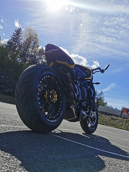 MV Agusta Brutale 800 Dragster 7 of 17